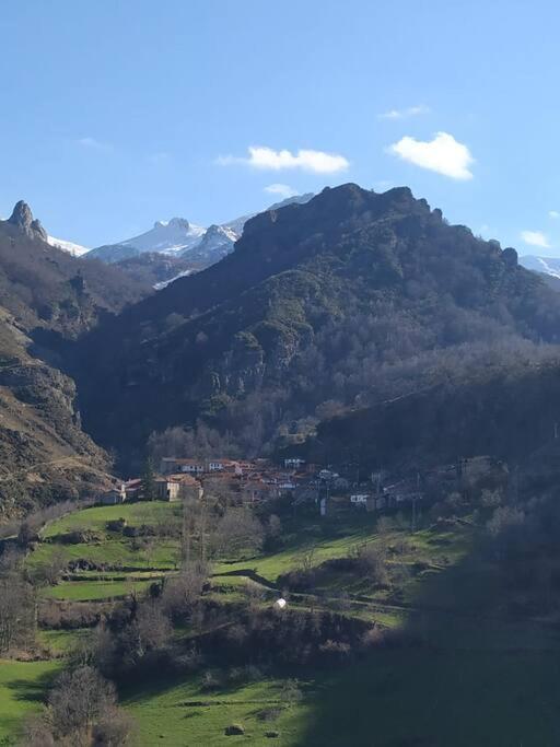 Casa Rustica En Dobres Con Vistas A La Montana Villa Ngoại thất bức ảnh